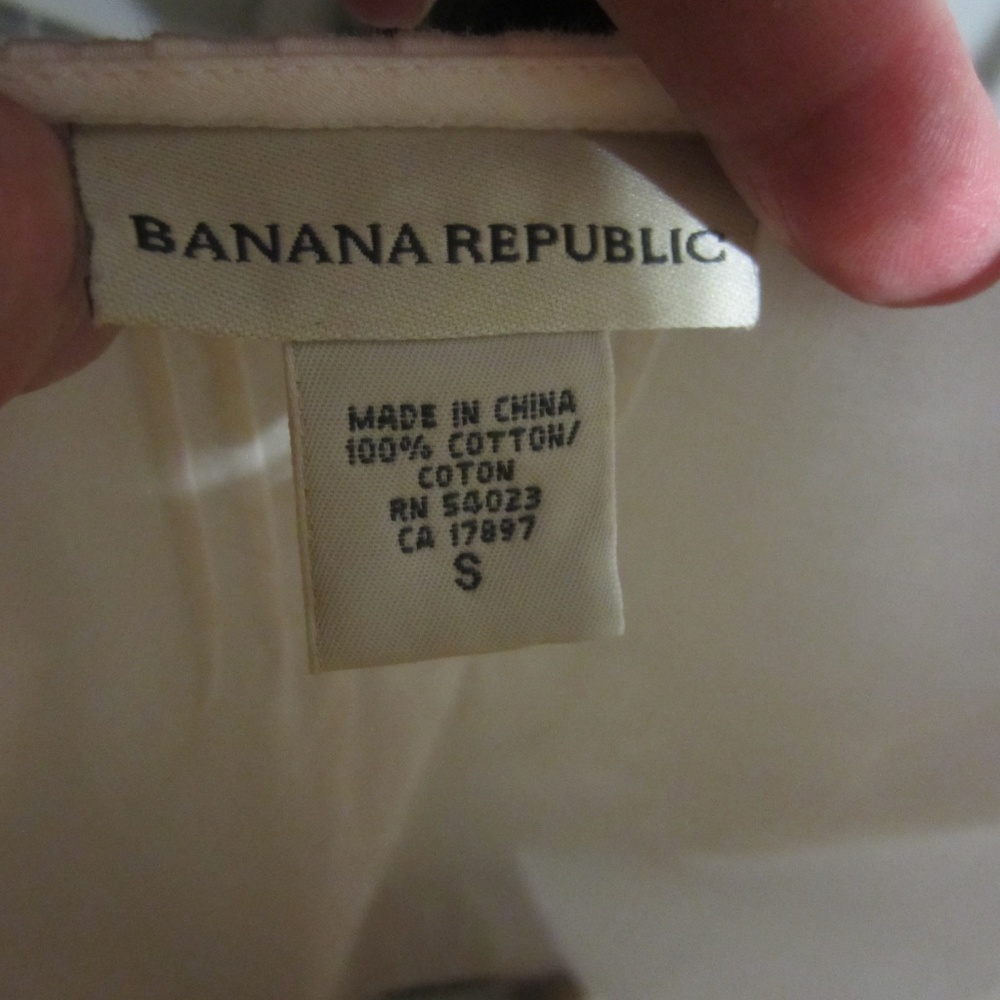 Banana Republic White Blouse with frill, size S - Picture 5 of 8